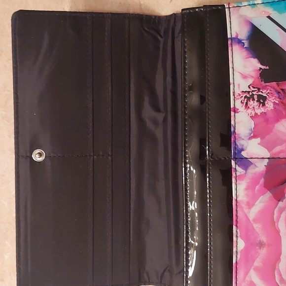 Harrods Floral Wallet - Picture 3 of 4